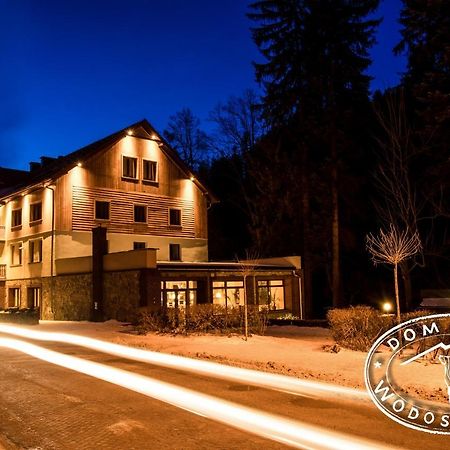 Dom Nad Wodospadem Miedzygorze Exteriér fotografie
