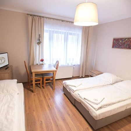 Dom Nad Wodospadem Miedzygorze Exteriér fotografie
